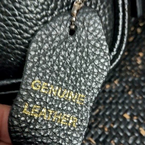 GENUINE LEATHER - Picture 3 of 7